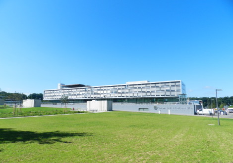 Betogel_Hering_Uniklinik Ulm_Fassade_07 (12)