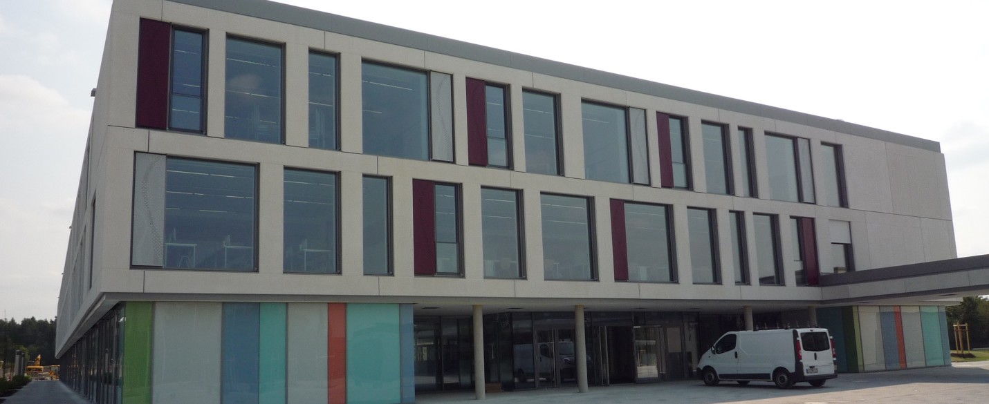 FABRINO Amitol Betonfassade ausgewaschen Fertigteile Amitol Waschbetonoberfläche