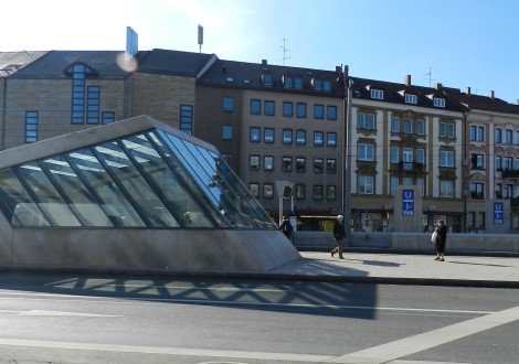 FABRINO Graffitischutz Betonelemente Sicorol U-Bahn Haltestelle 1