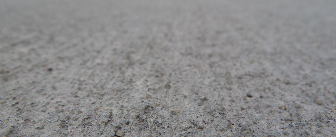 Betonaußenfläche mit High Grade Laderampe (2)