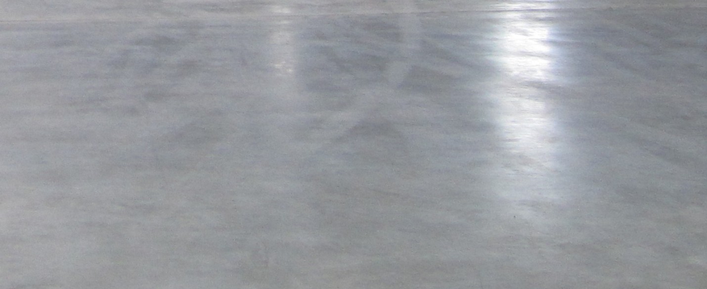 FABRINO High Grade Industrieboden Produktionshalle mit Kunststoffaserbewehrung keine Korrosionflecken an Betonoberfläche 12