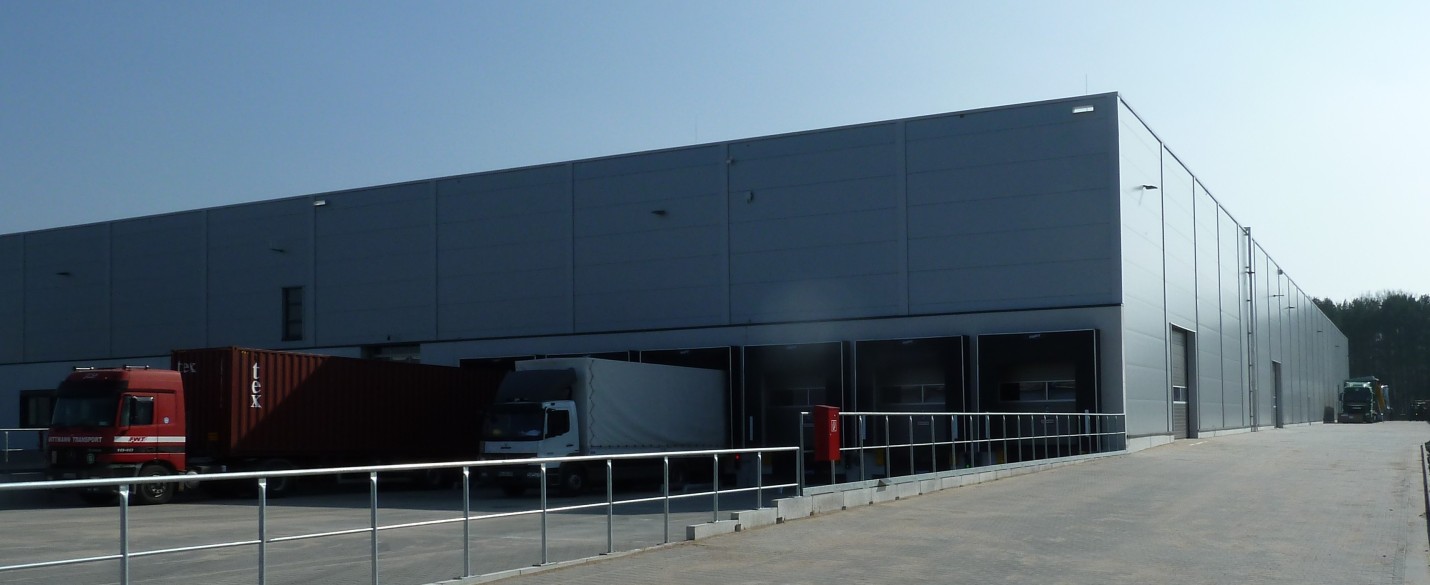 FABRINO High Grade Logistikzentrum Kosteneinsparung Faserbewehrung Industrieboden 1
