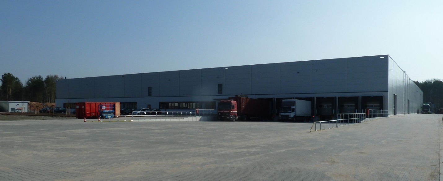 FABRINO High Grade Logistikzentrum Kosteneinsparung Faserbewehrung Industrieboden 2