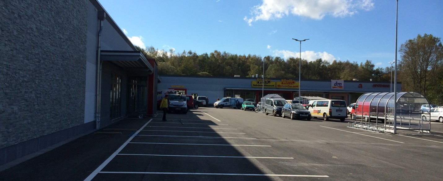 Fachmarktzentrum mit High Grade Faserbewherung  (1)
