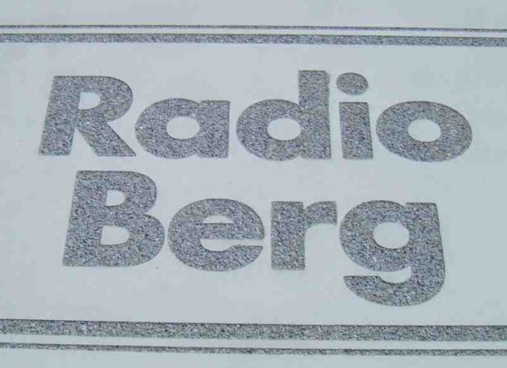 Mikroauswaschgel_Radio Berg_klein_geschnitten